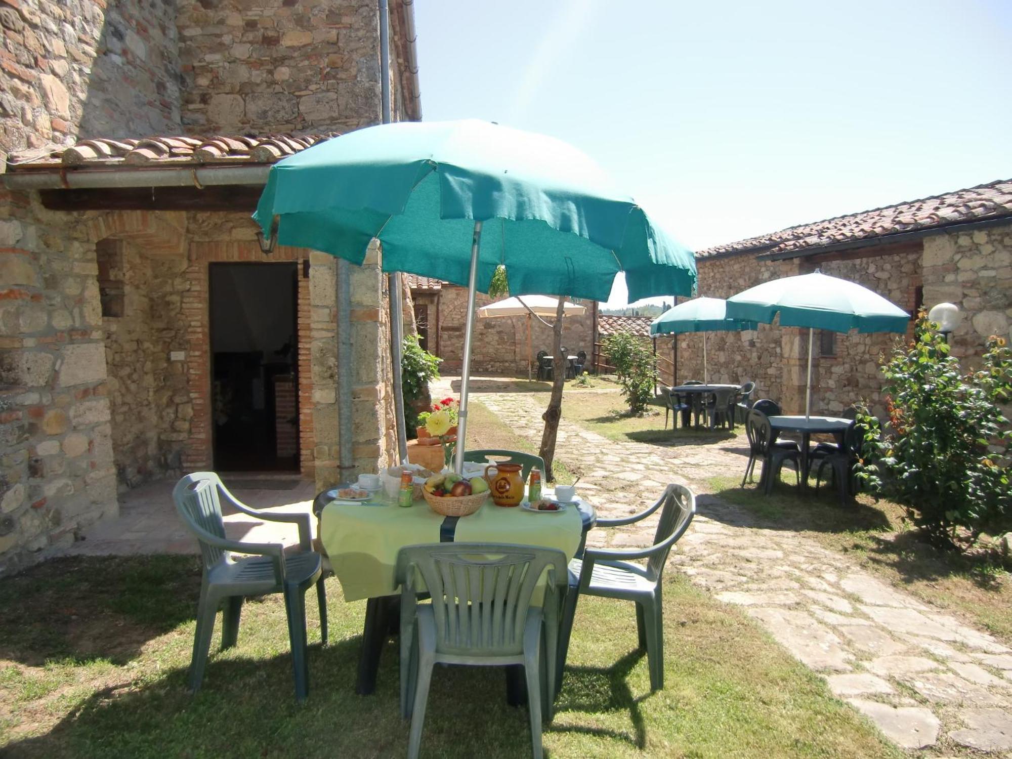 Agriturismo Il Torrione Lecchi Exterior photo